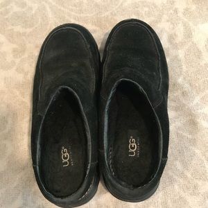 Black UGG clog